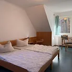 Martas Gaestehaeuser Gross Vaeter