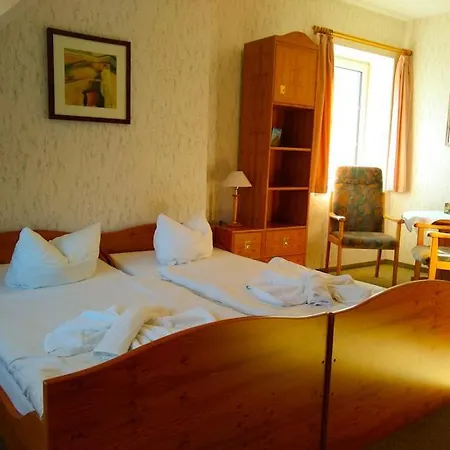 Martas Gaestehaeuser Gross Vaeter 홀리데이파크 템플린