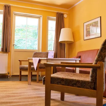 Kompleks wypoczynkowy Martas Gaestehaeuser Gross Vaeter *