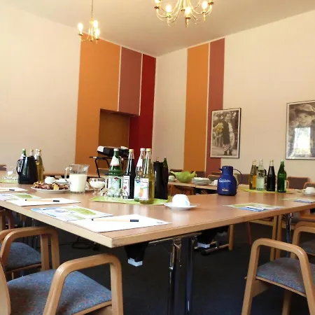 Martas Gaestehaeuser Gross Vaeter Feriepark Templin