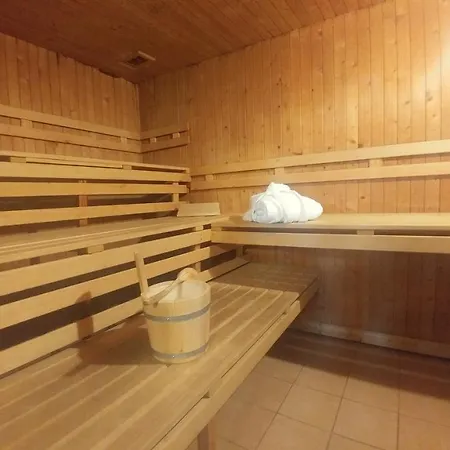 Martas Gaestehaeuser Gross Vaeter Feriepark *