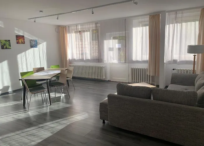 Martas Gaestehaeuser Gross Vaeter