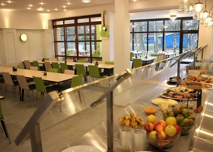 Martas Gaestehaeuser Gross Vaeter ホリデーパーク テンプリーン