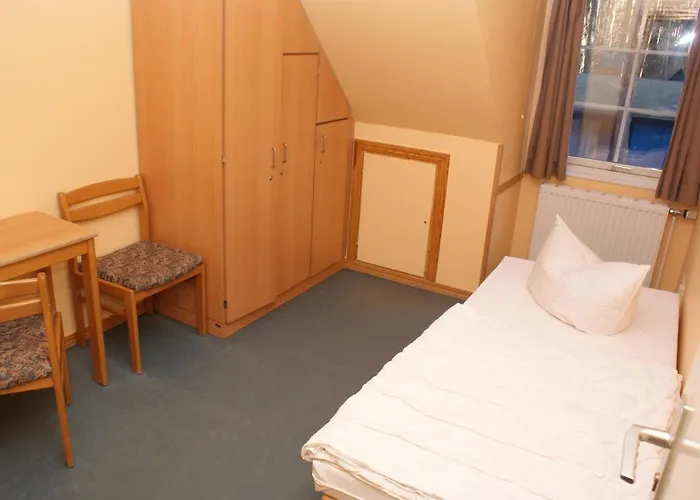 Martas Gaestehaeuser Gross Vaeter