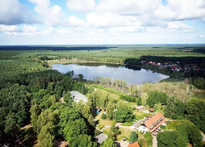 Martas Gaestehaeuser Gross Vaeter Feriepark *